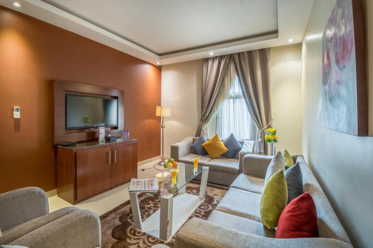 Al Muhaidb Jarir - Al Malaz Riyadh Exteriör bild